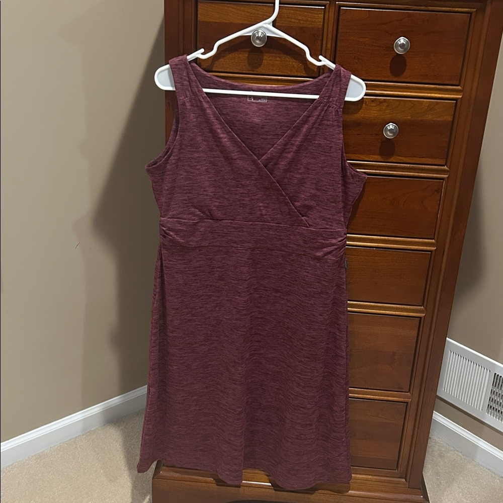 Eddie Bauer Maroon  sleeveless dress, maroon, size large, spandex/polyester